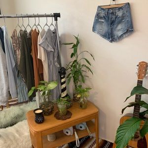 RSQ distresses jean shorts